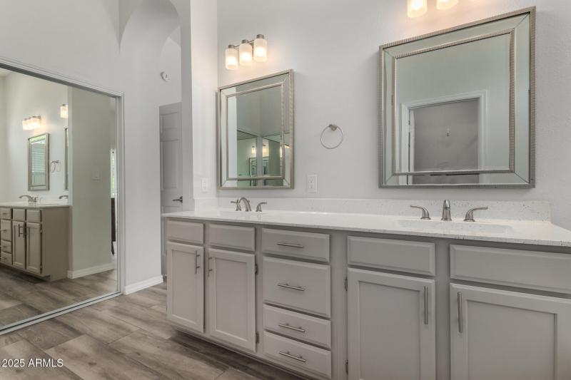 Duel Vanity with Modern Finishes