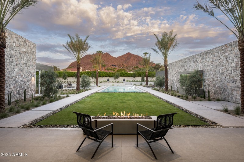 Firepit sitting area