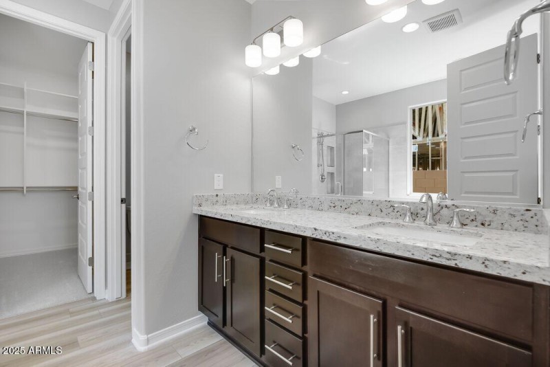 17092 W Hackamore - Ready Now