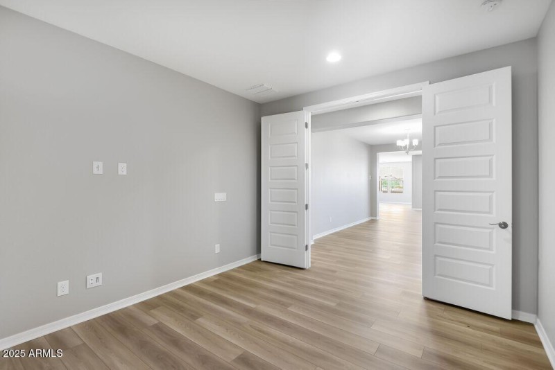 17092 W Hackamore - Ready Now