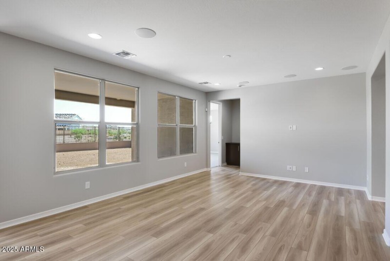 17092 W Hackamore - Ready Now