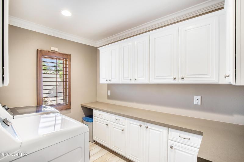 4227 N 62nd St-49
