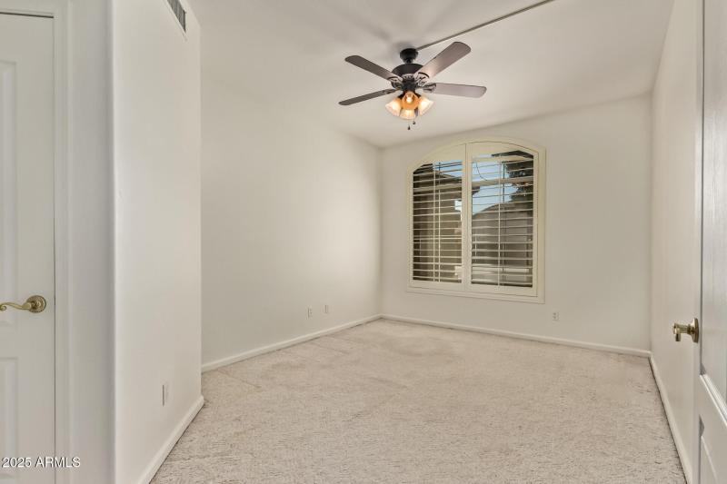 5TH BEDROOM/DEN WITH CLOSET