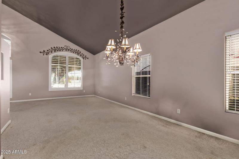 FORMAL LIVING & DINING