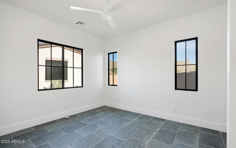 20230922043537999488000000-o