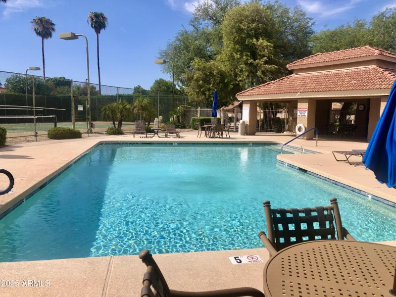 Community Pool w/Ramada