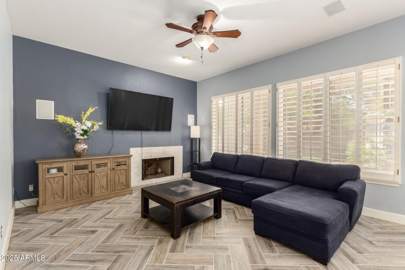 05-A 46th-Great Room