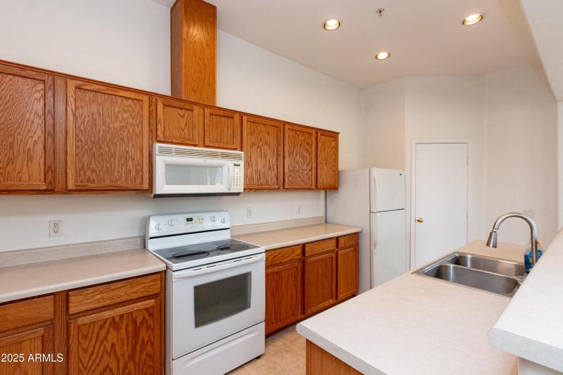 1225 N 36th St #2051-14