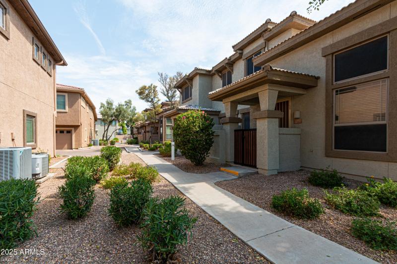 1225 N 36th St #2051-30