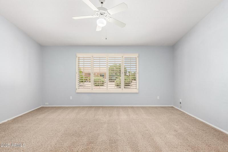 16 Spacious Primary Bedroom