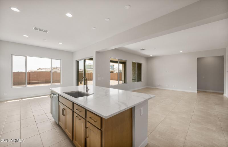 Kitchen/Cafe/Gathering Room