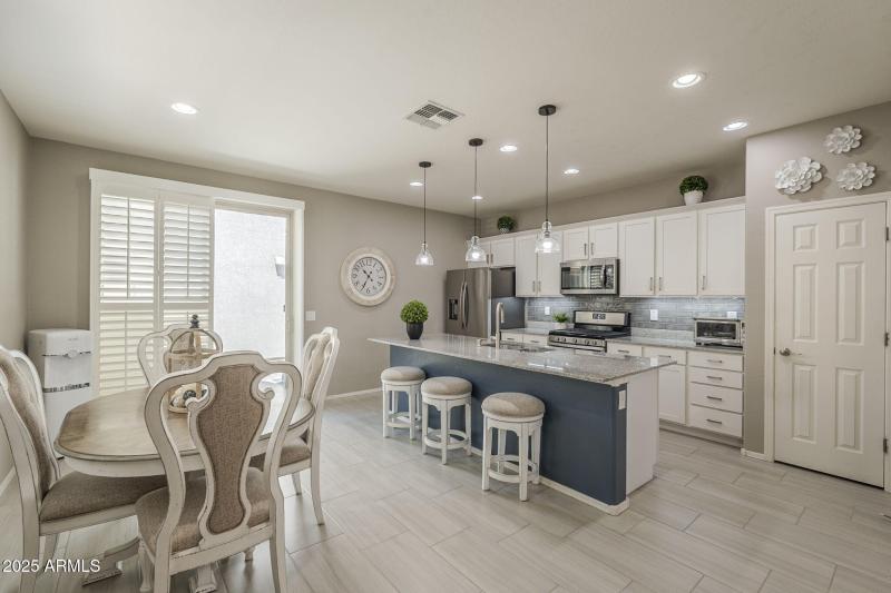 12-web-or-mls-56th-12