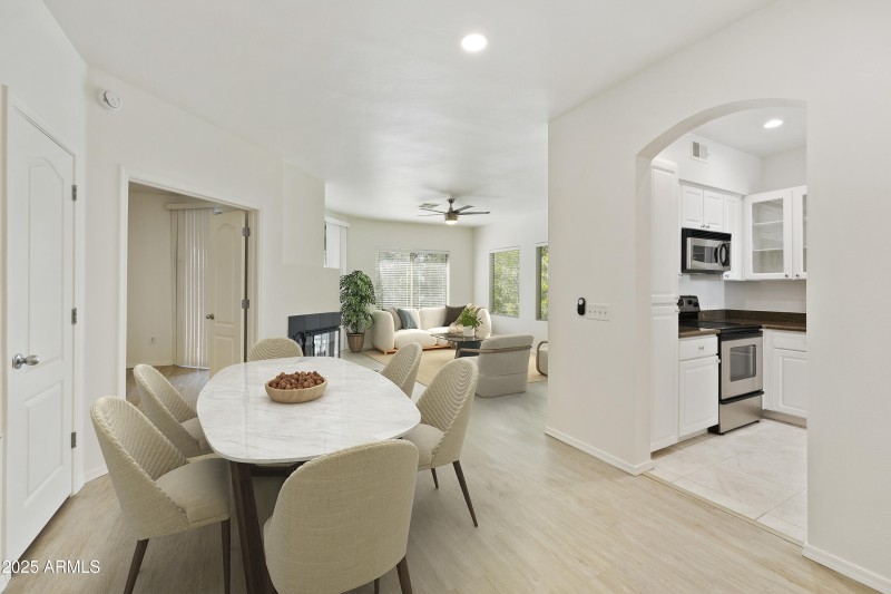 Family room-dining room_1