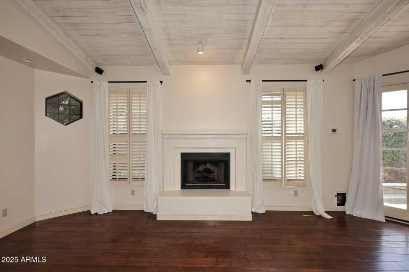 Great Room-Fireplace