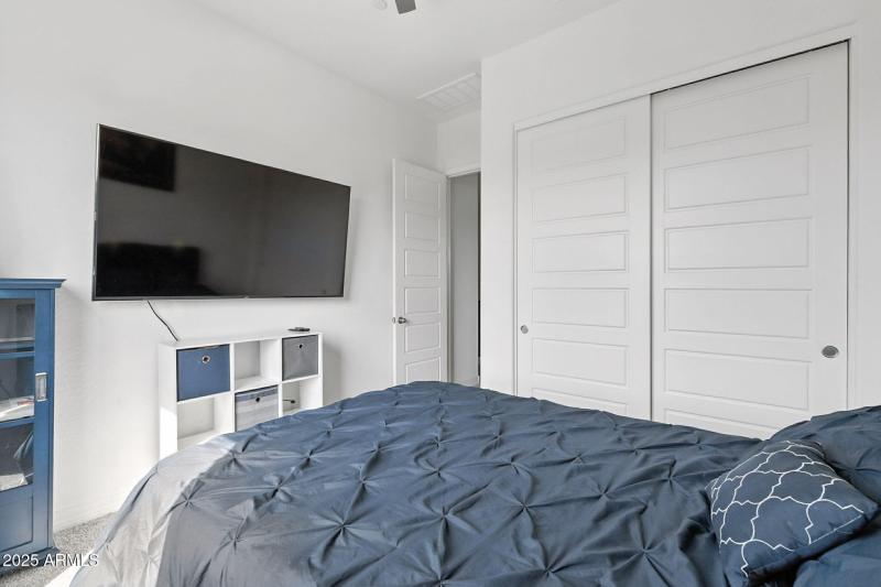 29-web-or-mls-Phelps-29