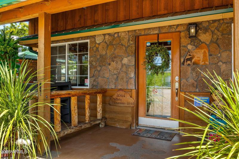 2044EWhiteMountainBlvd-PinetopAZ-4