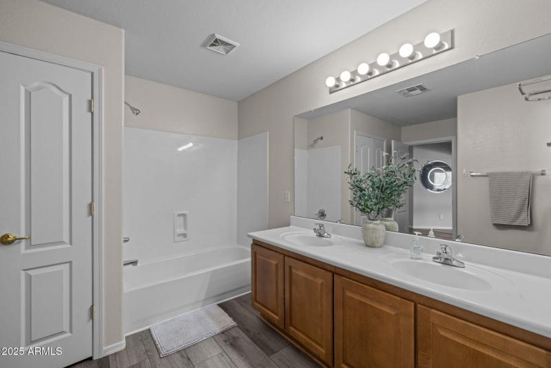 37-web-or-mls-7560 E Leland Cir, Mesa-38