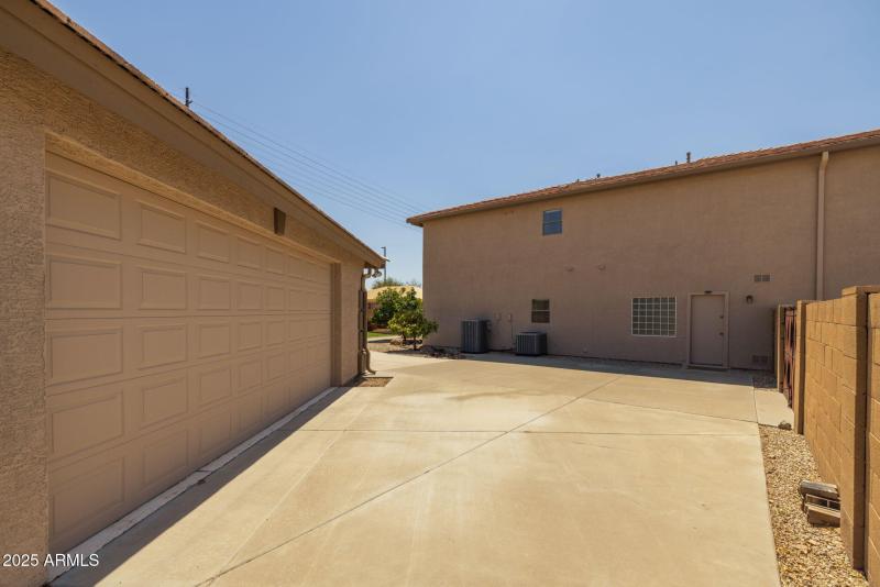 78-web-or-mls-7560 E Leland Cir, Mesa-79