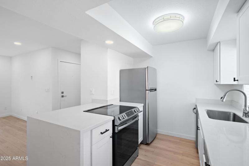 4444 E Paradise Village PKWY 09-Kitchen