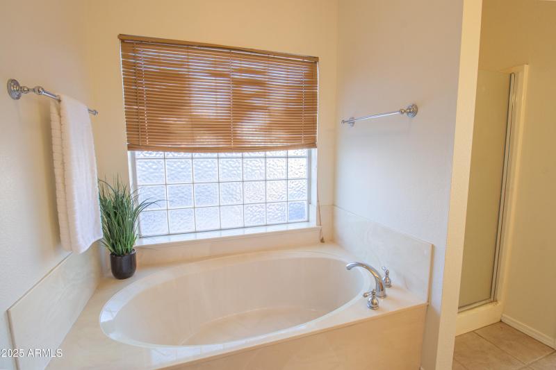 1736 Gold Rush RD (28 of 49)