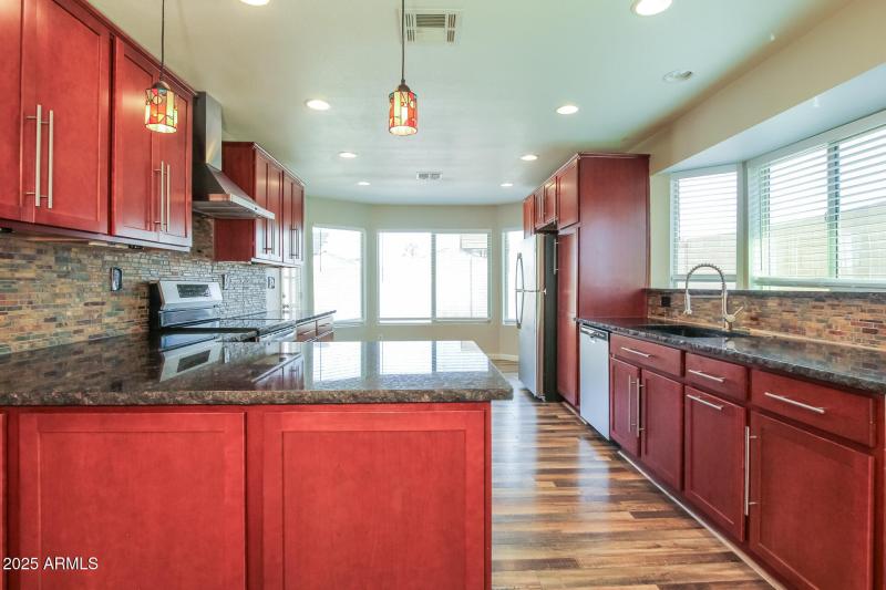 008-photo-kitchen-14732362