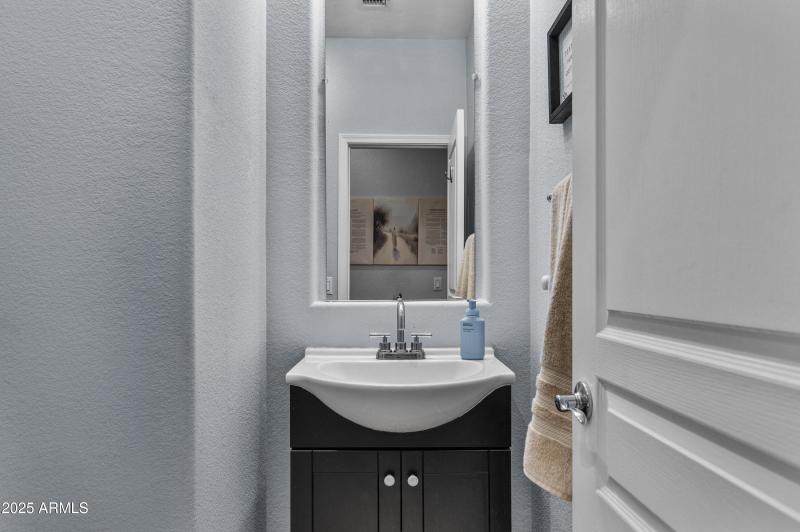 1155 W Laredo Ave-21