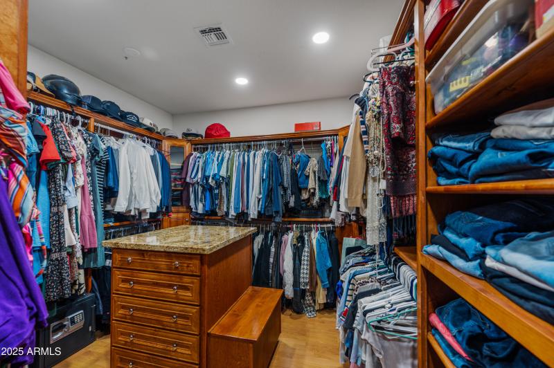 1155 W Laredo Ave-22