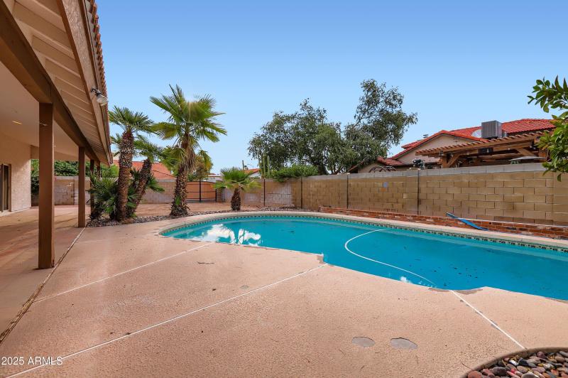 465 E Halifax Street - MLS Sized - 027 -