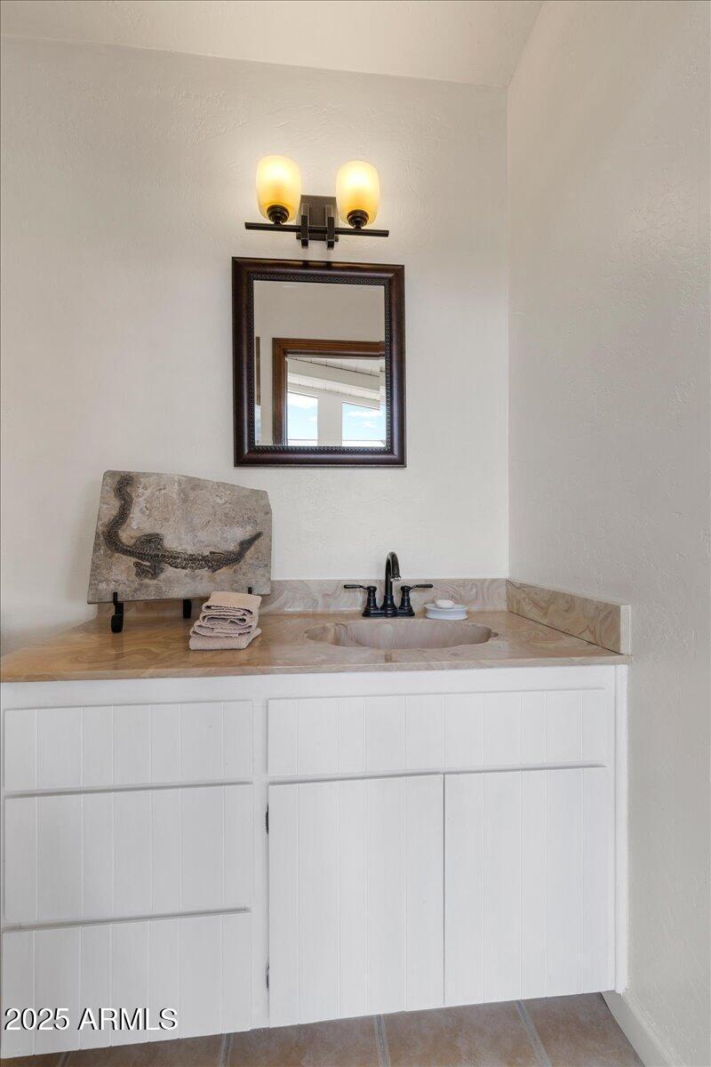 17-Powder Room