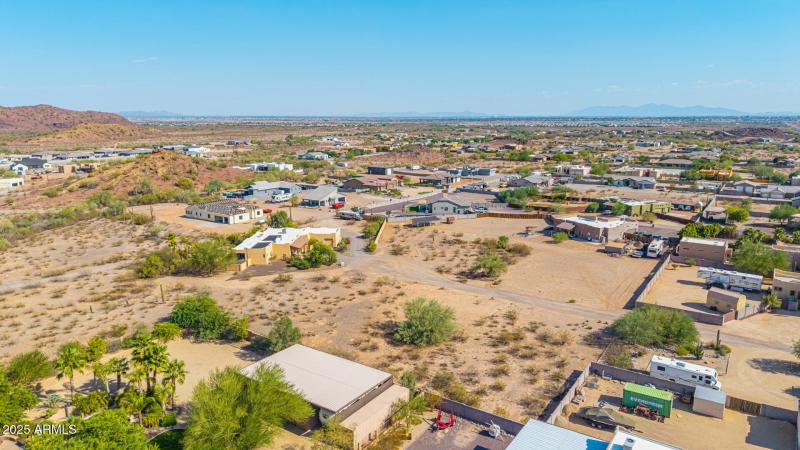 18-West White Feather