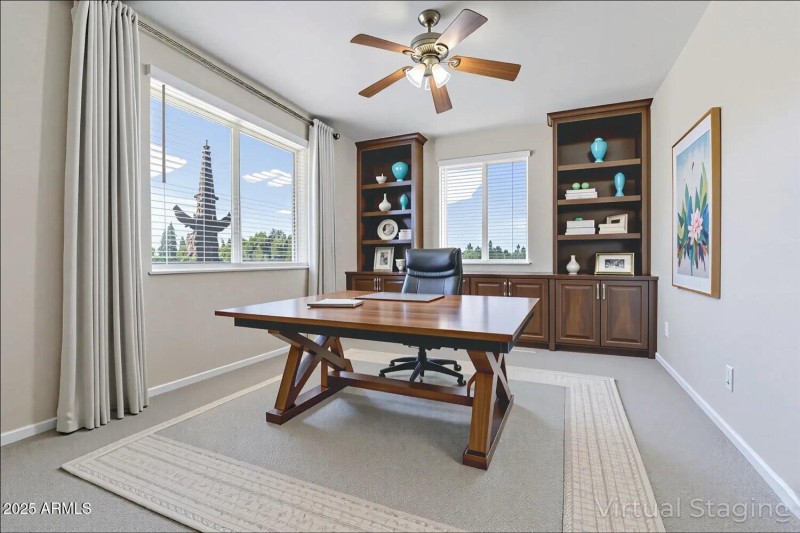 18-A7402172 - Office