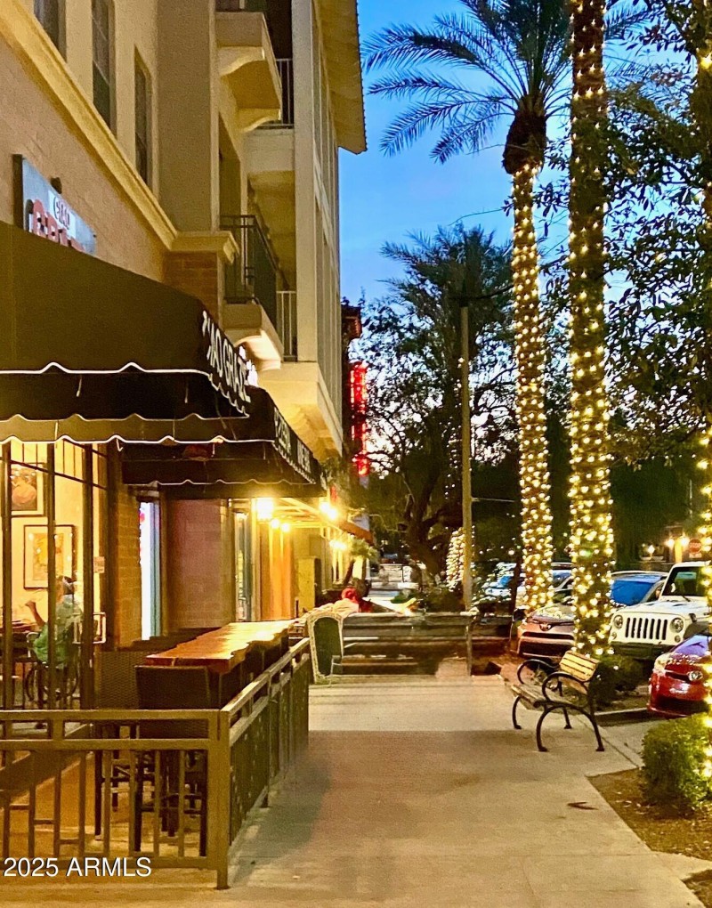 Restaurants on Main Street