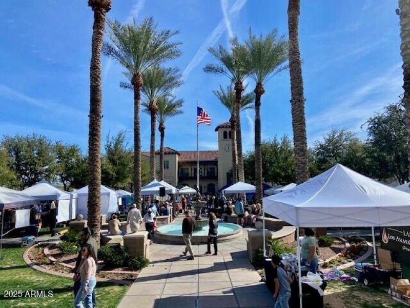 Sunday Market at Verrado