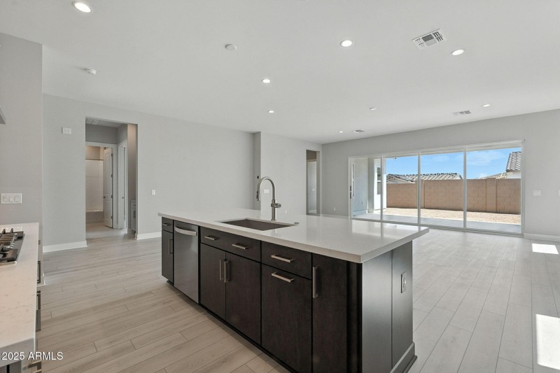 12-web-or-mls-Middlebury-12 (1)