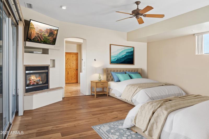 SECOND MASTER WITH GAS FIREPLACE