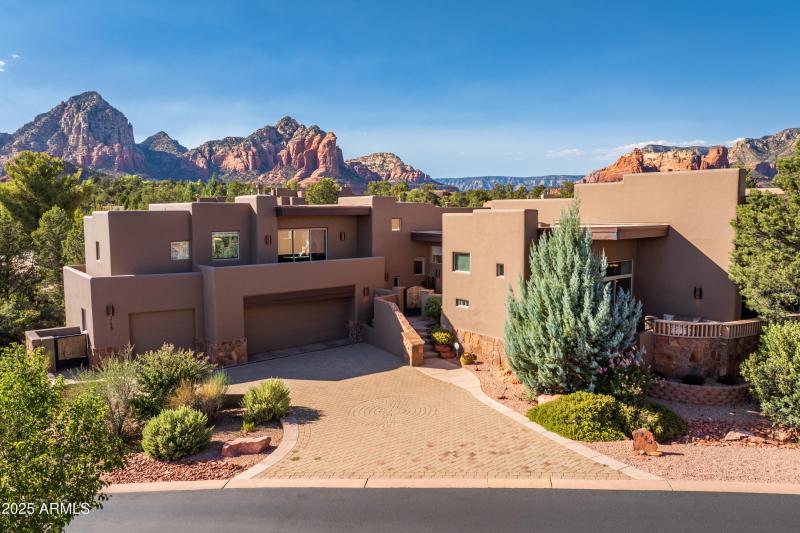 213 Calle Diamante - Casa Contena