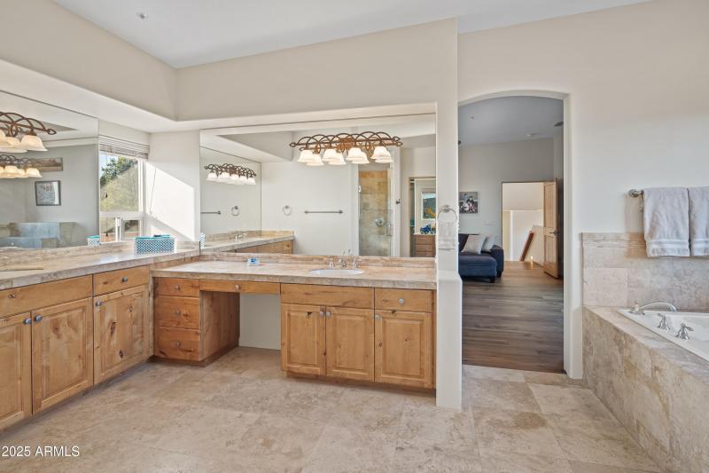 SECOND MASTER WITH TUB AND SHOWER