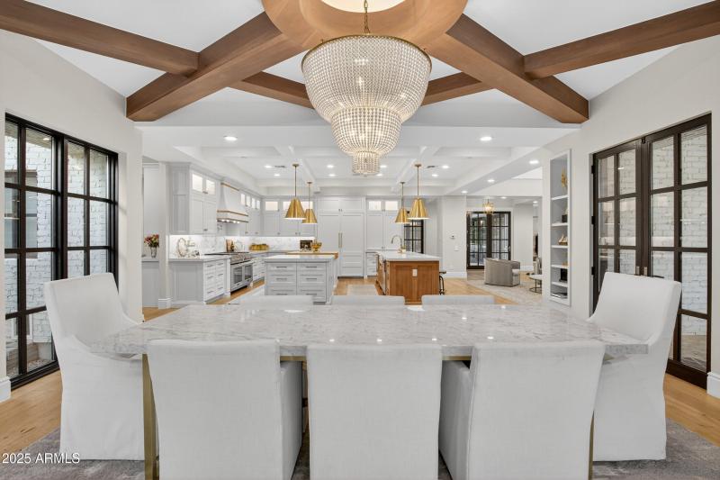 013_268_822_a4m_kitchen_pecan_64