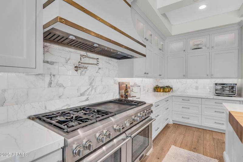 017_24-web-or-mls-21_948