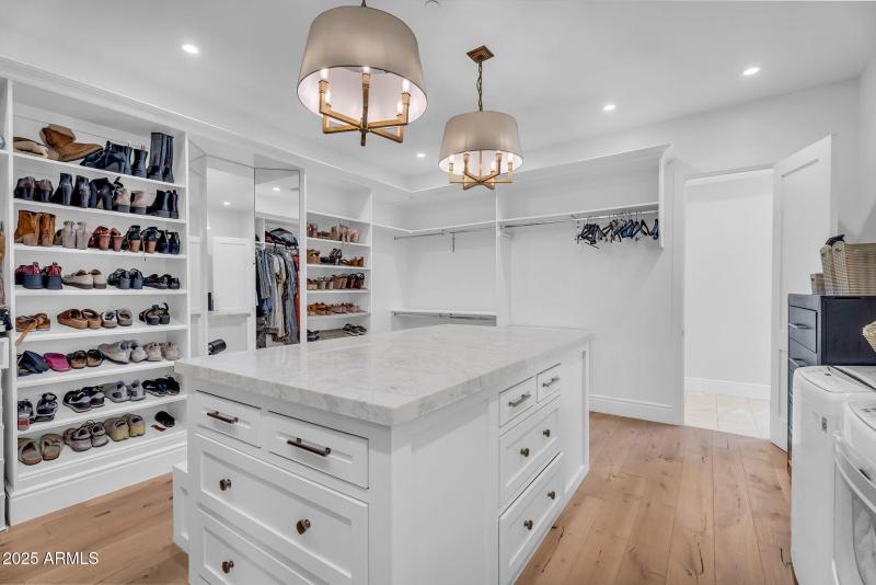 030_59-web-or-mls-36_502