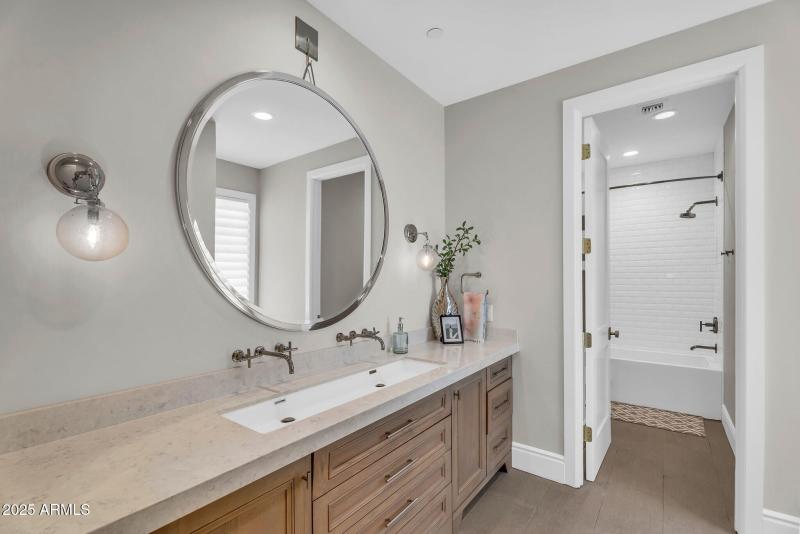 046_91-web-or-mls-82_338