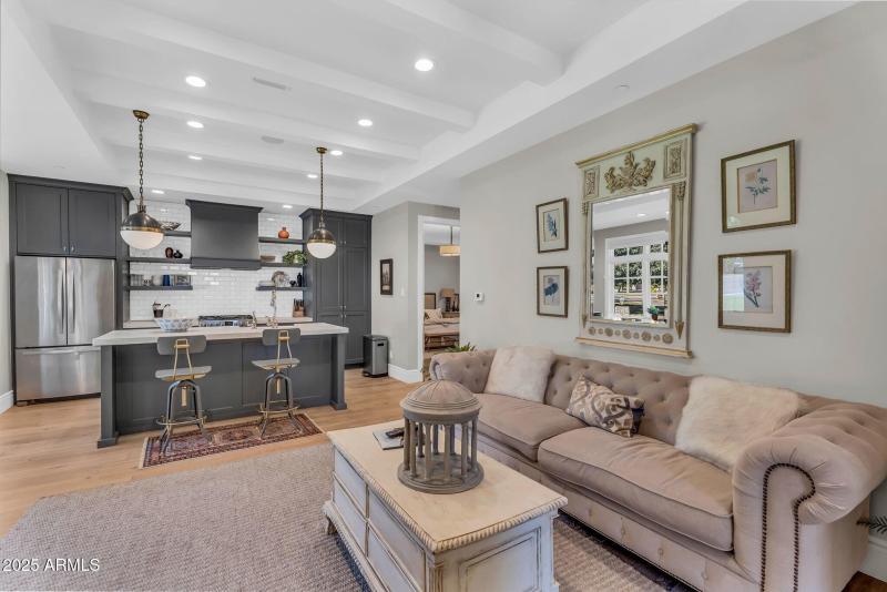 055_29-web-or-mls-26_303