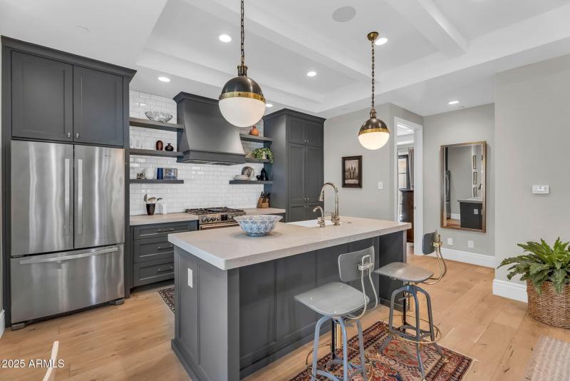 057_32-web-or-mls-29_910