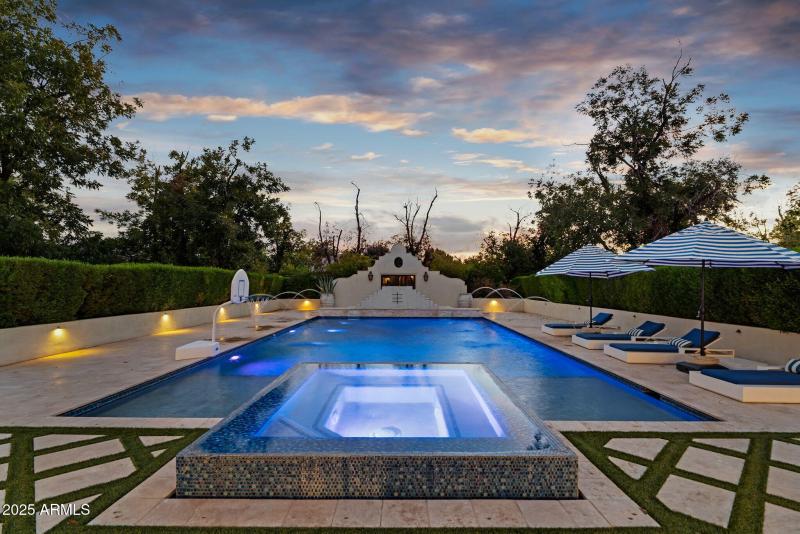 085_99-web-or-mls-dsc09867_550