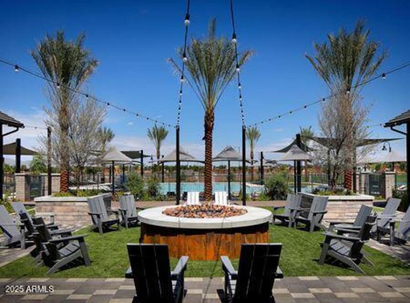 PHX_MarleyPark_Clubhouse_Firepit3