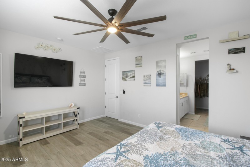 c569a81a-8b0a-4cc2-a9a3-a5bd99e731f4