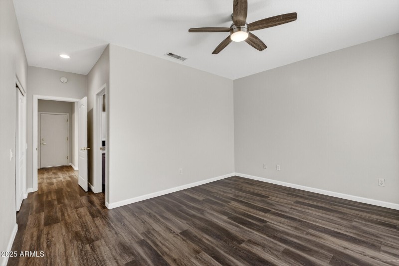 24_15735_W_Arrowhead_Dr22_mls