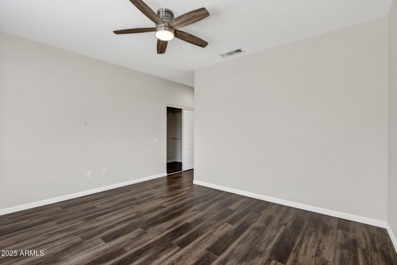 25_15735_W_Arrowhead_Dr23_mls