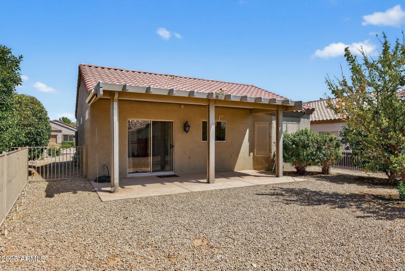 42_15735_W_Arrowhead_Dr39_mls