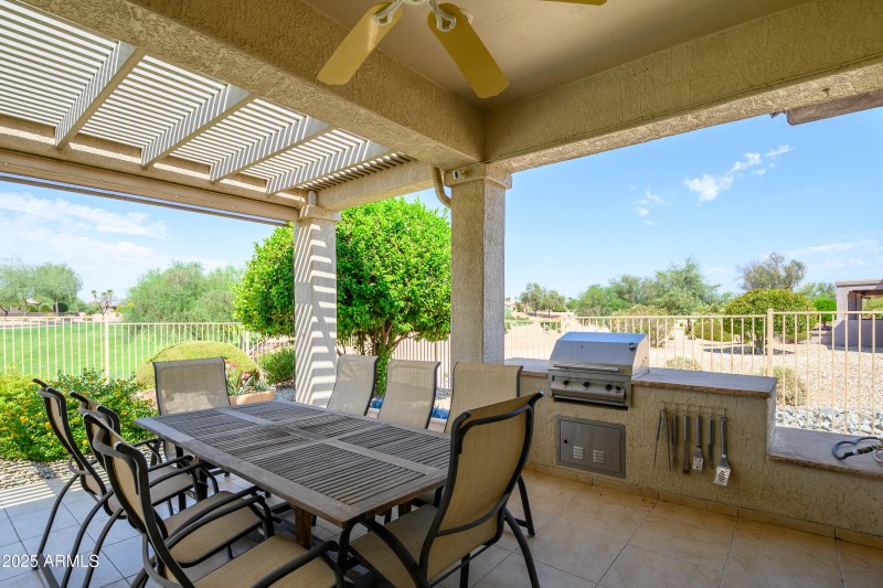 Built In Natural Gas BBQ